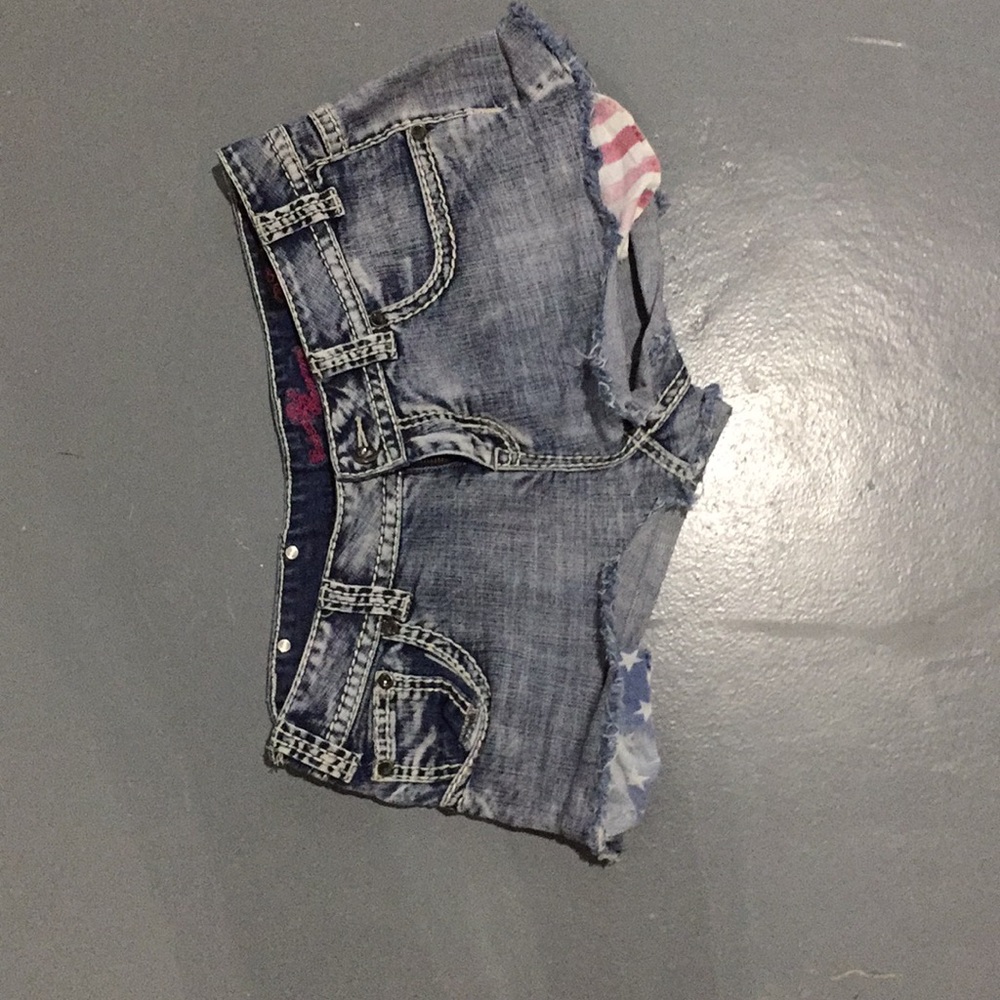 Jean short (kinda short)
